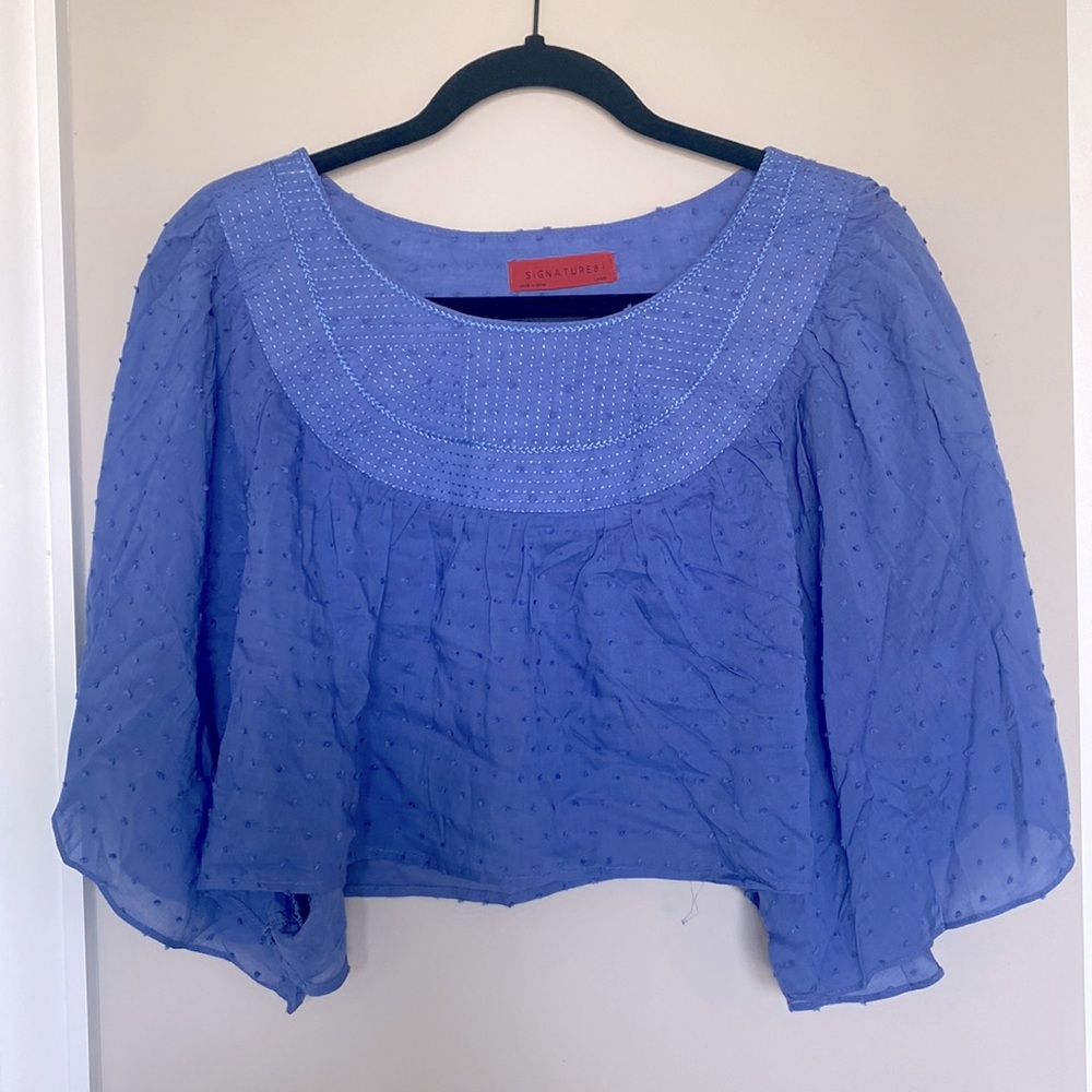 cropped, flowy top!